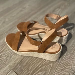 Suede wedge sandals